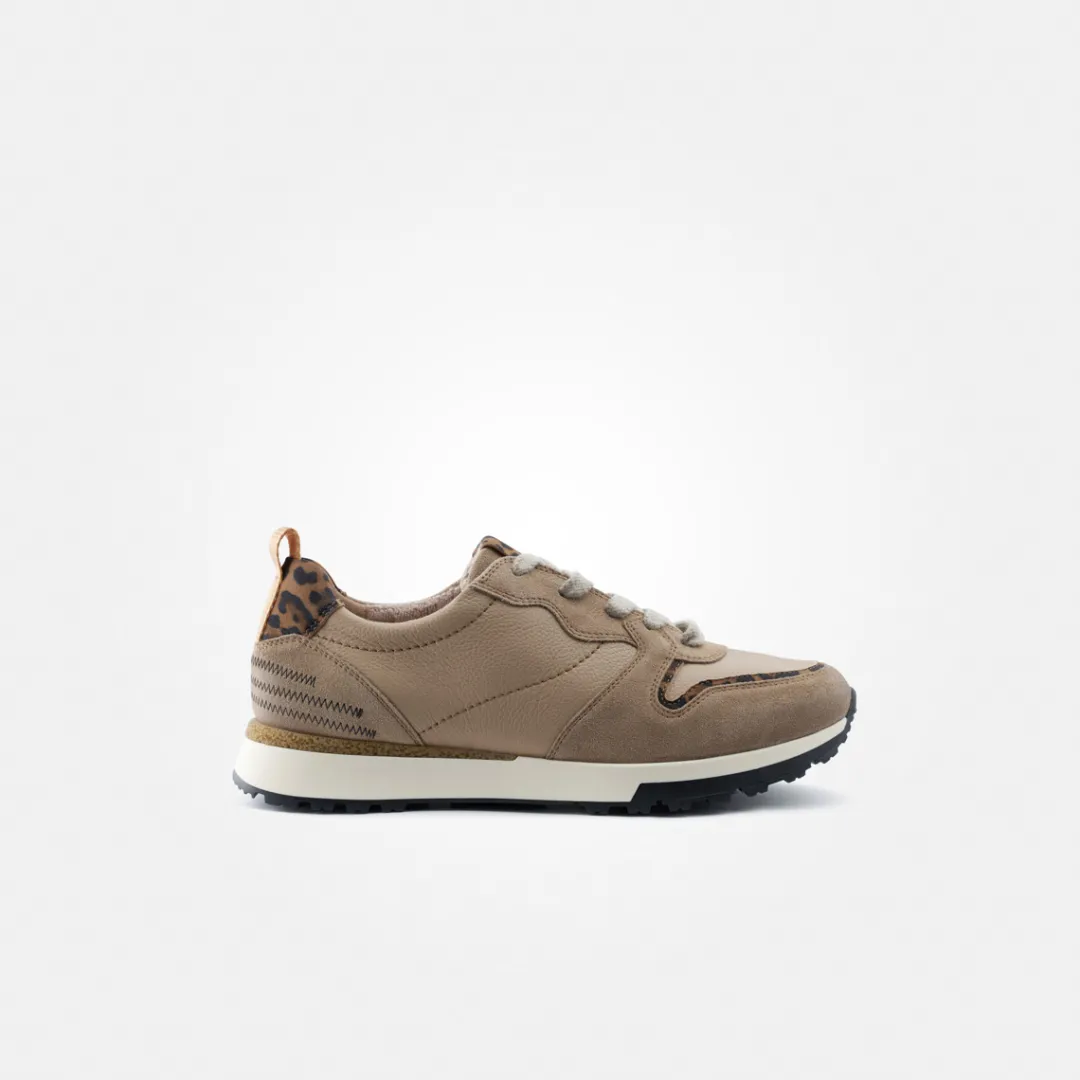 Paul Green Sneaker with removable footbed Beige